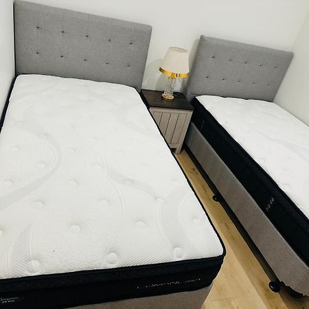 Otahuhu Town Centre Brand New Apartment 8B Окленд Экстерьер фото