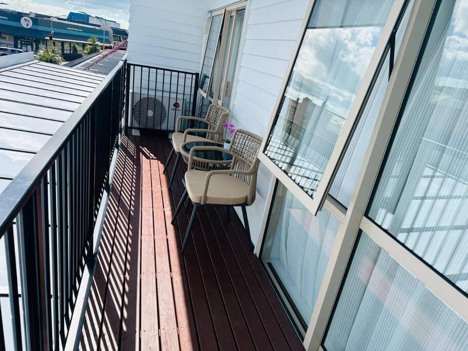 Otahuhu Town Centre Brand New Apartment 8B Окленд Экстерьер фото