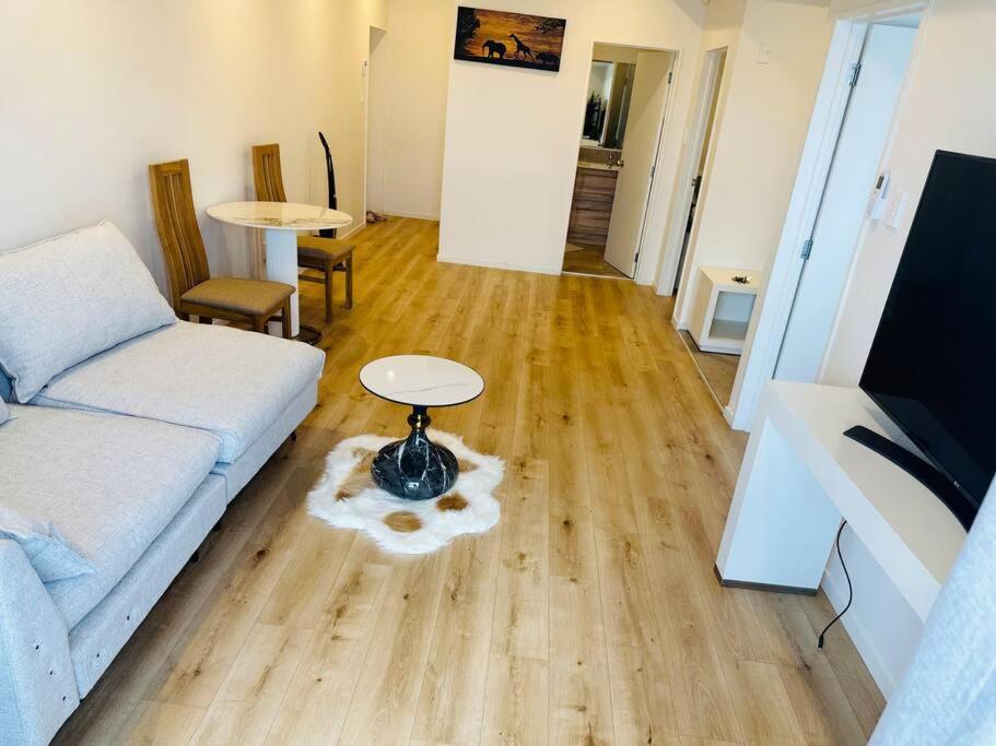 Otahuhu Town Centre Brand New Apartment 8B Окленд Экстерьер фото