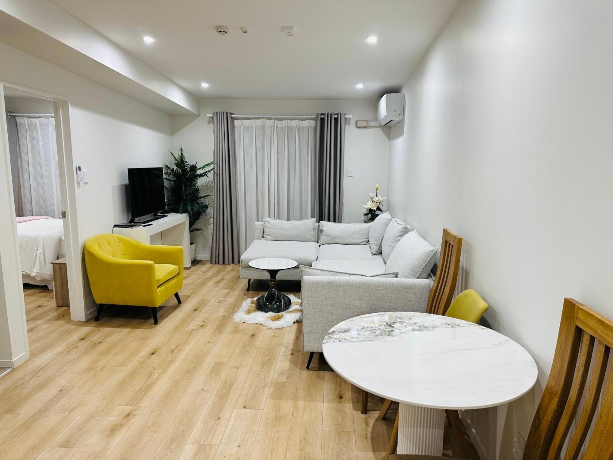 Otahuhu Town Centre Brand New Apartment 8B Окленд Экстерьер фото